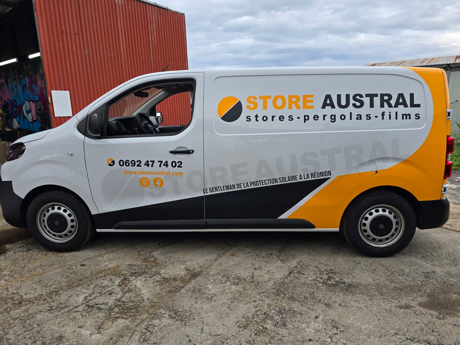 Covering Store Austral